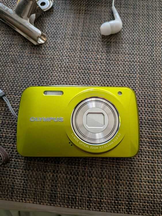 VH-210（カメラ）の商品画像 - 査定依頼日：2025年10月27日 - 最高査定価格：4,000円