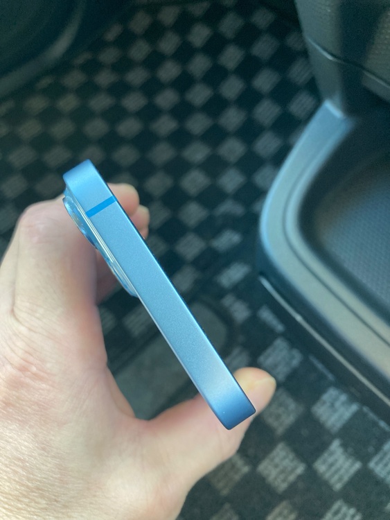 iPhone 14 256GB SIMフリー（スマホ）の商品画像 - 査定依頼日：2026年2月13日 - 最高査定価格：49,000円