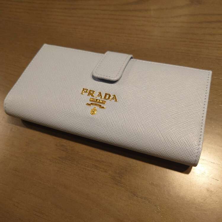 プラダ  （ブランドバッグ）の商品画像 - 査定依頼日：2025年2月24日 - 最高査定価格：23,000円