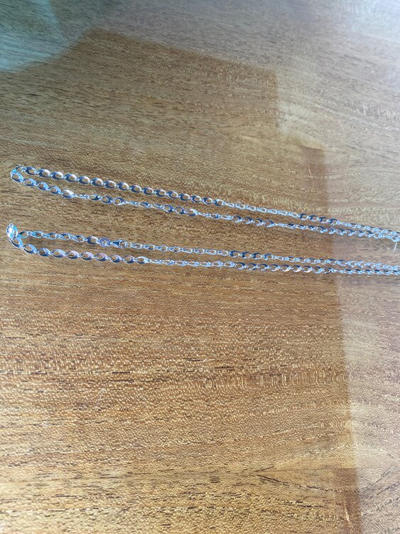 ウノアエレネックレス（金・貴金属）の商品画像 - 査定依頼日：2025年4月8日 - 最高査定価格：108,000円