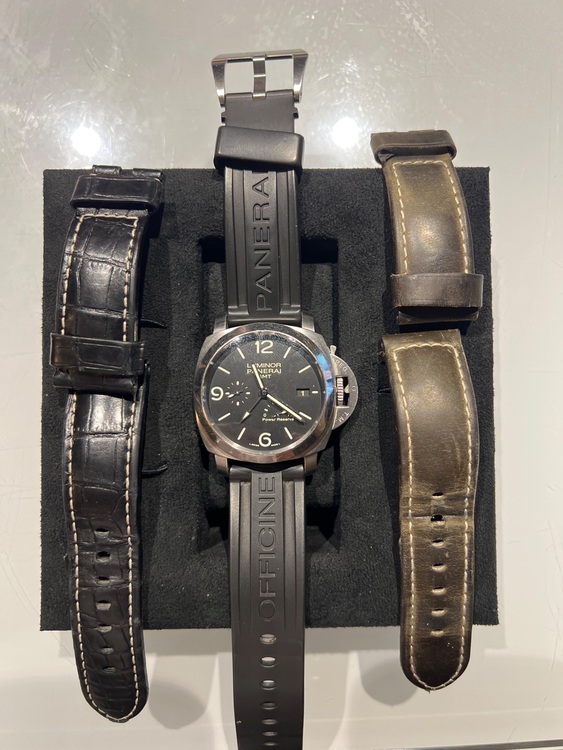 パネライ ルミノール 0032（高級時計）の商品画像 - 査定依頼日：2025年7月2日 - 最高査定価格：600,000円