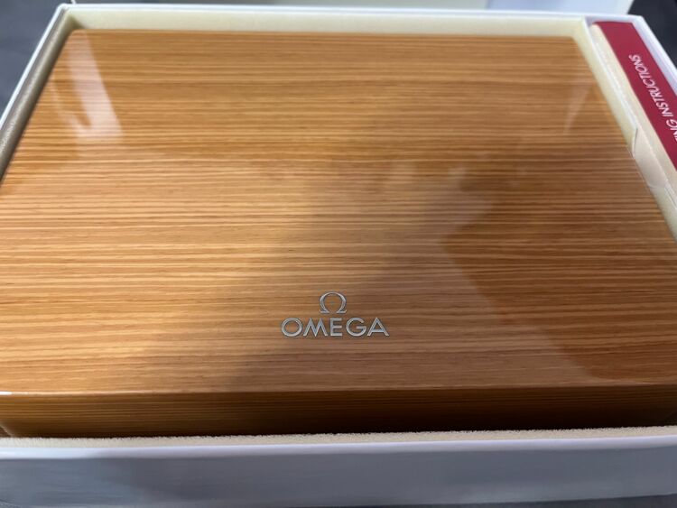 オメガ シーマスター アクアテラ （高級時計）の商品画像 - 査定依頼日：2025年9月20日 - 最高査定価格：550,000円