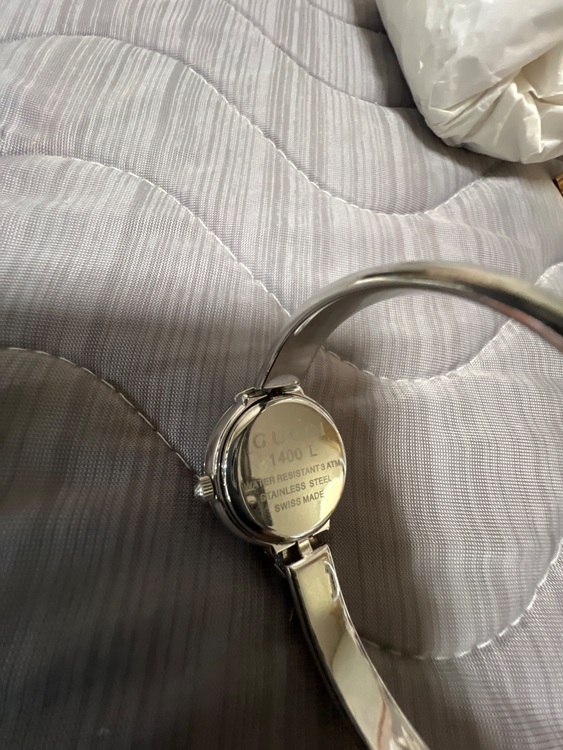 腕時計　1400L 0259988（ブランド財布・小物）の商品画像 - 査定依頼日：2025年8月25日 - 最高査定価格：3,000円