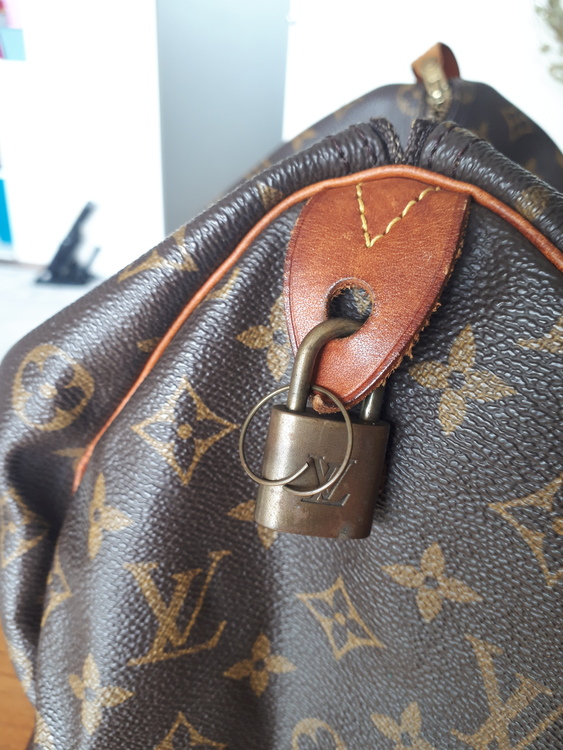 スピーディー35（ブランドバッグ）の商品画像 - 査定依頼日：2021年10月1日 - 最高査定価格：40,000円