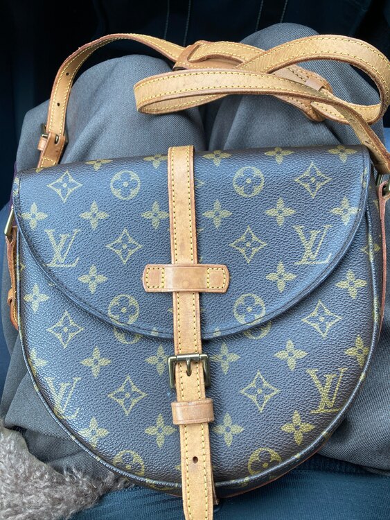 ルイヴィトン モノグラム （ブランドバッグ）の商品画像 - 査定依頼日：2025年3月16日 - 最高査定価格：50,000円