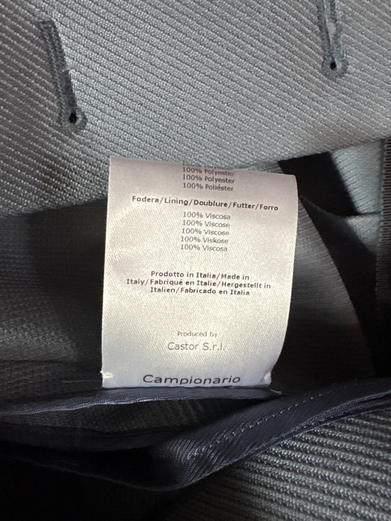 MANTUスカート（古着・ファッション）の商品画像 - 査定依頼日：2025年12月30日 - 最高査定価格：100,000円