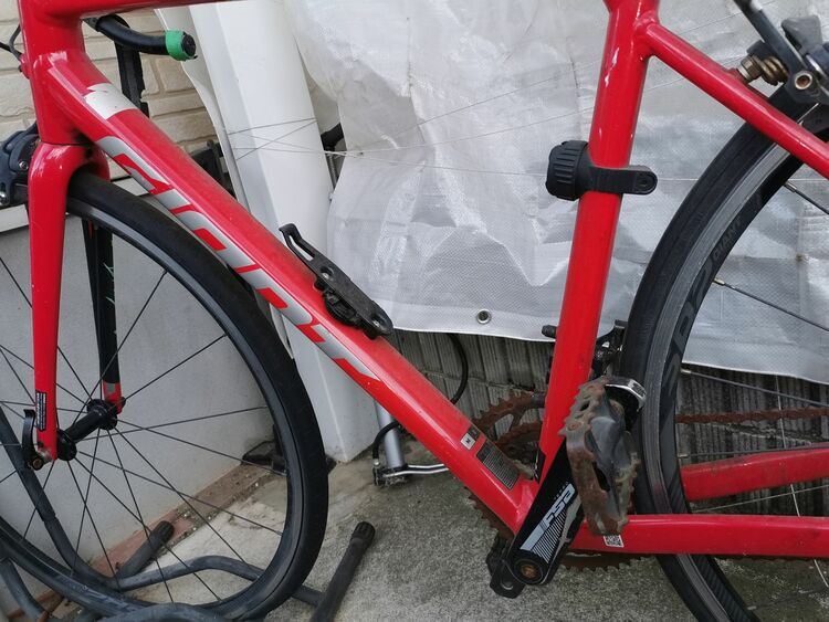 GIANT  CONTEND2（自転車）の商品画像 - 査定依頼日：2025年10月12日 - 最高査定価格：10,000円