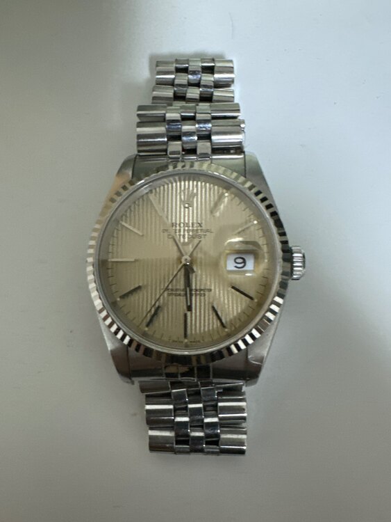 ロレックス その他 X130672（高級時計）の商品画像 - 査定依頼日：2025年3月13日 - 最高査定価格：900,000円