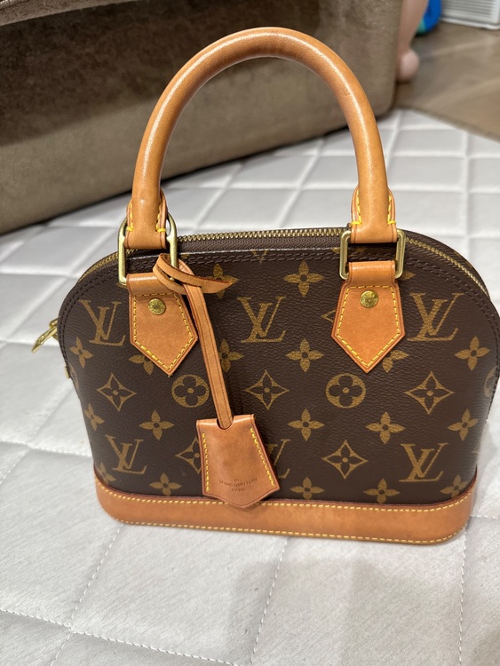 アルマBB（ブランドバッグ）の商品画像 - 査定依頼日：2025年7月21日 - 最高査定価格：100,000円