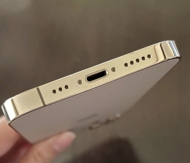 iPhone 12 Pro 512GB SIMフリー（スマホ）の商品画像 - 査定依頼日：2026年4月3日 - 最高査定価格：46,000円