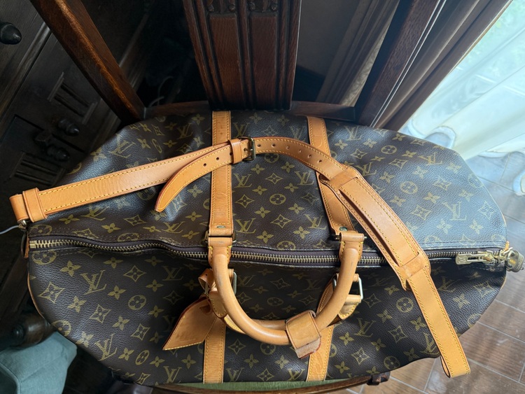 v.l.0970（ブランドバッグ）の商品画像 - 査定依頼日：2025年9月18日 - 最高査定価格：100,000円