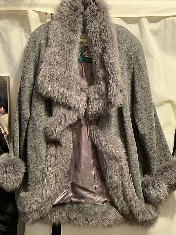 コート（古着・ファッション）の商品画像 - 査定依頼日：2020年2月26日