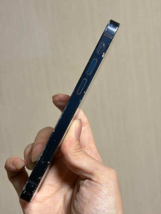 iPhone 12mini（スマホ）の商品画像 - 査定依頼日：2026年9月4日 - 最高査定価格：14,000円