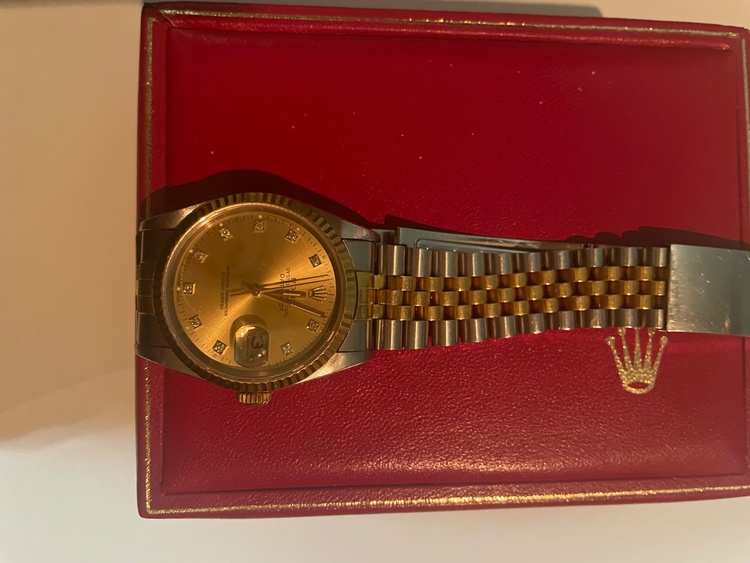 ロレックス デイトジャスト 16233（高級時計）の商品画像 - 査定依頼日：2026年1月23日 - 最高査定価格：900,000円