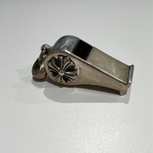 Chrome Hearts Tiny Whistle Charm CH Plus（古着・ファッション）の商品画像 - 査定依頼日：2025年9月5日 - 最高査定価格：170,000円