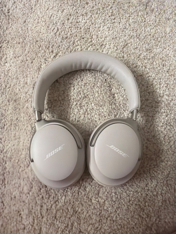 Bose QuietComfort Ultra Headphones (第2世代（オーディオ・スピーカー）の商品画像 - 査定依頼日：2026年5月25日 - 最高査定価格：25,500円