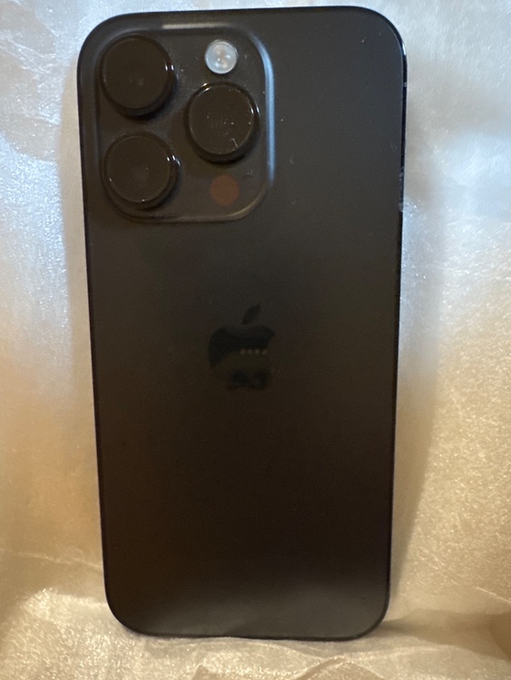 iPhone 15 Pro 128GB Softbank（スマホ）の商品画像 - 査定依頼日：2026年1月7日 - 最高査定価格：77,000円