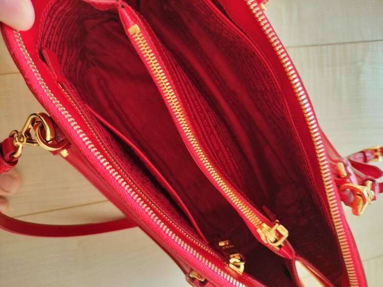 プラダ  （ブランドバッグ）の商品画像 - 査定依頼日：2025年3月27日 - 最高査定価格：90,000円