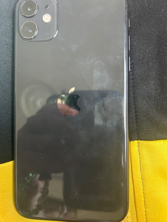 iPhone 11（スマホ）の商品画像 - 査定依頼日：2026年8月22日 - 最高査定価格：11,000円