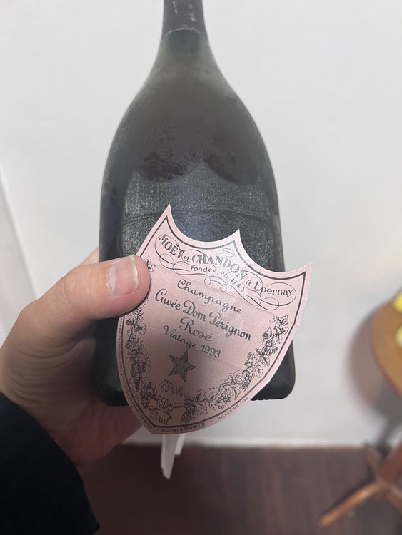 シャンパン ドン・ペリニヨン （お酒）の商品画像 - 査定依頼日：2025年11月20日 - 最高査定価格：27,000円