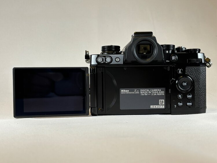 zfc（カメラ）の商品画像 - 査定依頼日：2025年4月2日 - 最高査定価格：96,000円