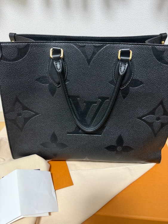 オンザゴー　M44595（ブランドバッグ）の商品画像 - 査定依頼日：2026年3月24日 - 最高査定価格：280,000円