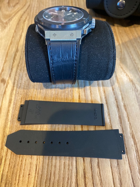 ウブロ ビックバン HBU410（高級時計）の商品画像 - 査定依頼日：2026年1月6日 - 最高査定価格：720,000円