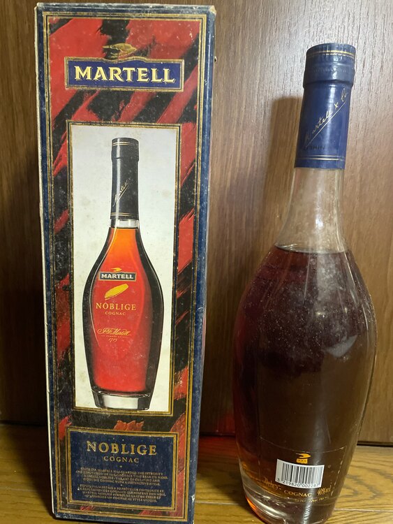 ブランデー マーテル （お酒）の商品画像 - 査定依頼日：2025年4月17日 - 最高査定価格：2,000円