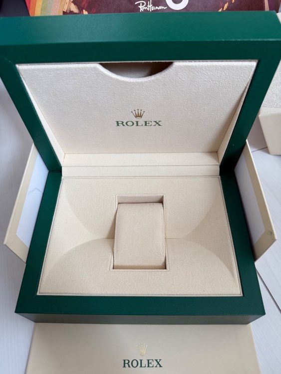 ロレックス サブマリーナー （高級時計）の商品画像 - 査定依頼日：2026年1月31日 - 最高査定価格：6,500,000円