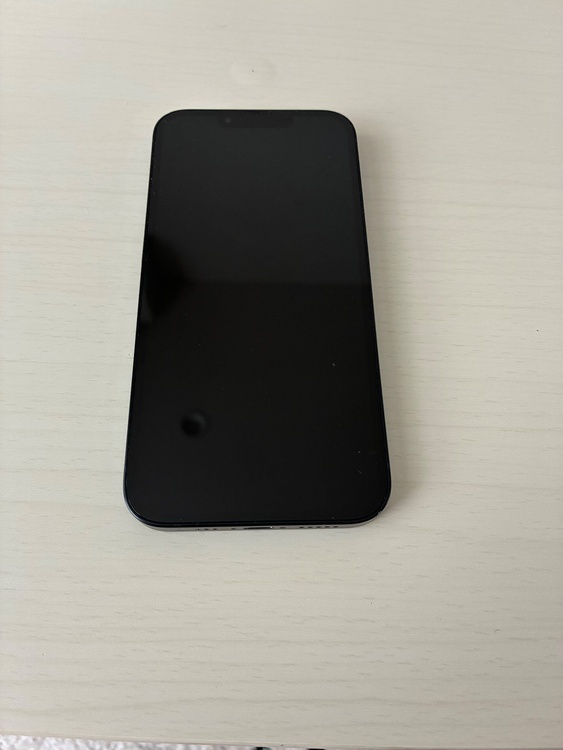 iPhone iPhone 13 128GB SIMフリー（スマホ）の商品画像 - 査定依頼日：2026年10月5日 - 最高査定価格：37,000円