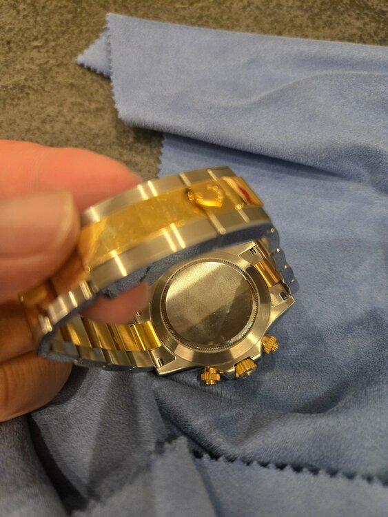 ロレックス デイトナ 116503（高級時計）の商品画像 - 査定依頼日：2026年2月12日 - 最高査定価格：3,250,000円