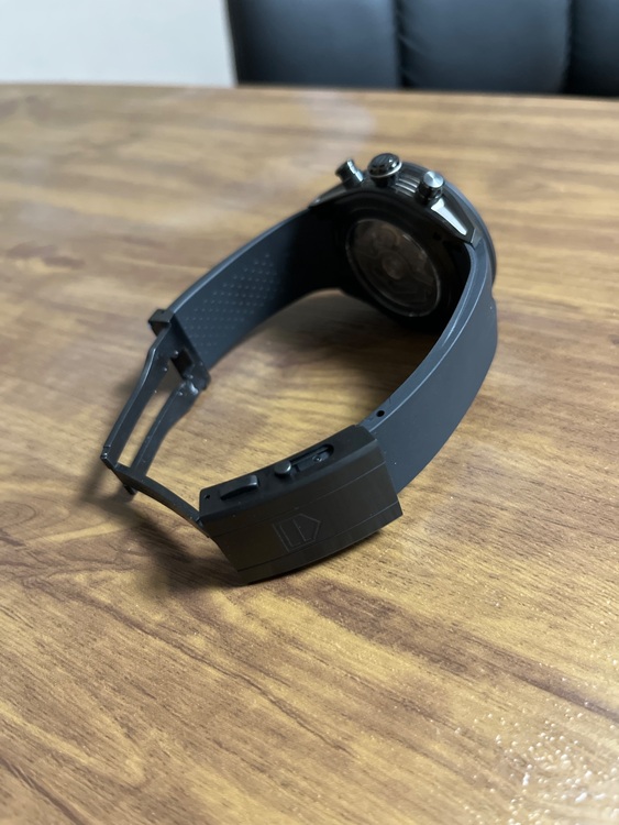  カレラ クロノグラフ エクストリームスポーツ（高級時計）の商品画像 - 査定依頼日：2025年10月7日 - 最高査定価格：660,000円