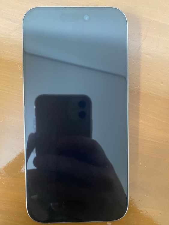 iPhone 15 Pro 128GB au（スマホ）の商品画像 - 査定依頼日：2026年1月25日 - 最高査定価格：77,000円