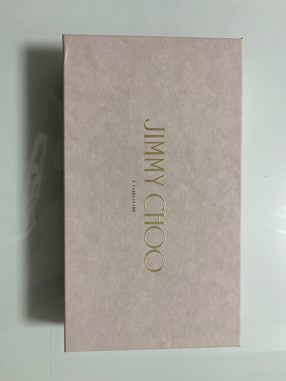 ジミーチュウ  （ブランドバッグ）の商品画像 - 査定依頼日：2025年7月26日 - 最高査定価格：4,000円