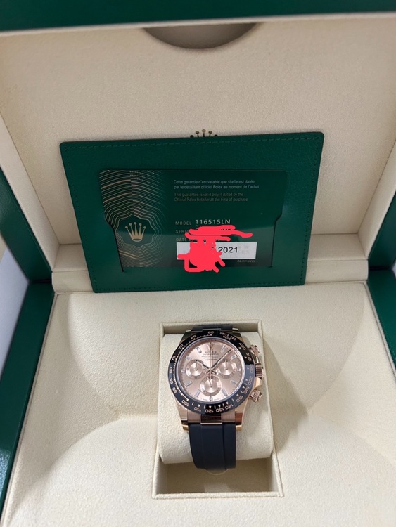 ロレックス デイトナ 116515ln（高級時計）の商品画像 - 査定依頼日：2025年6月8日 - 最高査定価格：6,100,000円