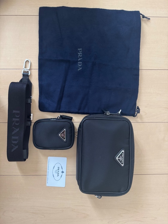 PRADA ブリック Re-Nylon xサフィアーノレザー バッグ（ブランドバッグ）の商品画像 - 査定依頼日：2025年6月9日 - 最高査定価格：160,000円