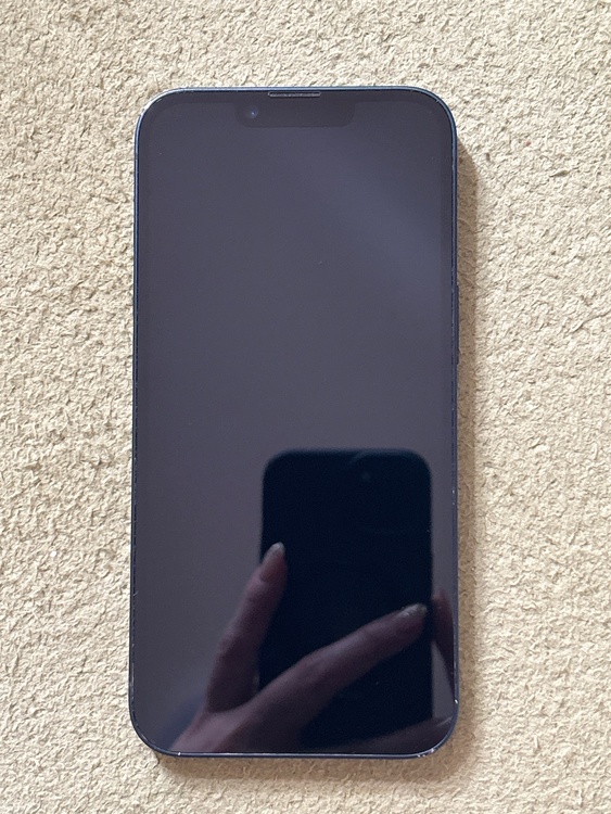 iPhone iPhone 14 128GB au（スマホ）の商品画像 - 査定依頼日：2026年6月28日 - 最高査定価格：48,000円