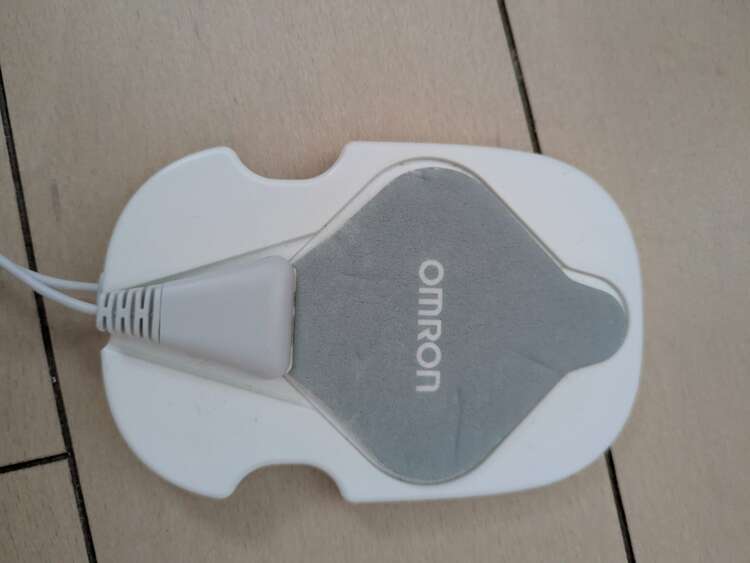 オムロン温熱低周波治療器HV-F313（家電）の商品画像 - 査定依頼日：2025年4月13日 - 最高査定価格：2,000円