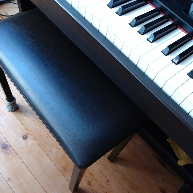 clavinova CLP-156（ピアノ・楽器・PA機材）の商品画像 - 査定依頼日：2025年10月5日 - 最高査定価格：3,000円