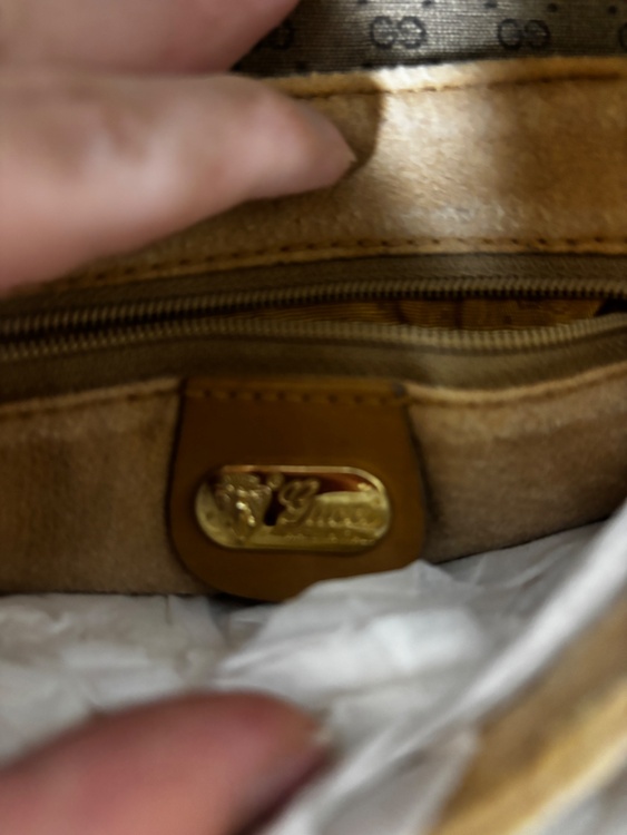 【オールドグッチ】GUCCI マイクロGG ショルダーバッグ GG金具（ブランドバッグ）の商品画像 - 査定依頼日：2026年7月26日 - 最高査定価格：40,000円