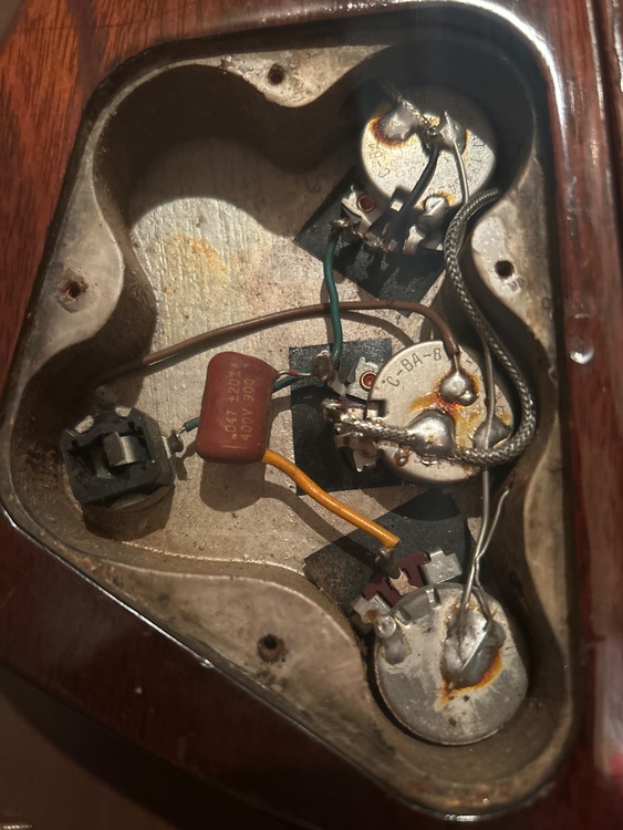 サンダーバードⅣ（ピアノ・楽器・PA機材）の商品画像 - 査定依頼日：2026年3月29日 - 最高査定価格：360,000円