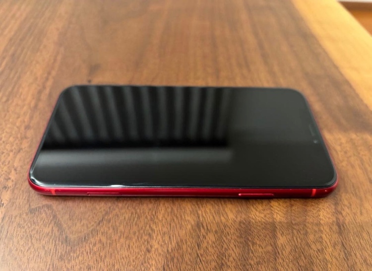 iPhone iPhoneXR 64GB SIMフリー（スマホ）の商品画像 - 査定依頼日：2026年7月16日 - 最高査定価格：7,000円