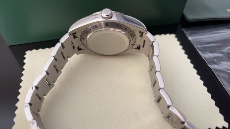 ロレックス ミルガウス 11640（高級時計）の商品画像 - 査定依頼日：2025年5月6日 - 最高査定価格：1,200,000円