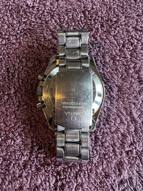 オメガスピードマスタープロフェッショナル（高級時計）の商品画像 - 査定依頼日：2026年3月26日 - 最高査定価格：650,000円