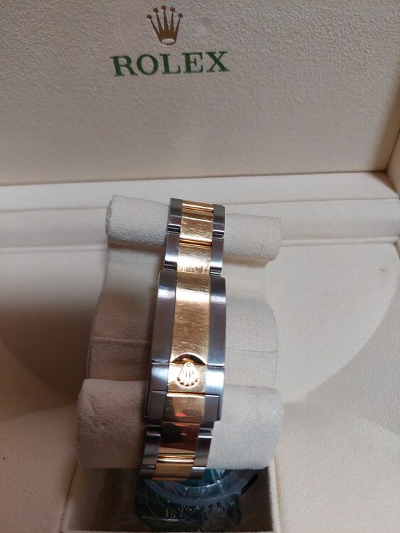 116713LN（高級時計）の商品画像 - 査定依頼日：2025年8月3日 - 最高査定価格：1,950,000円