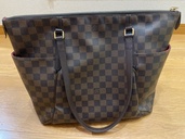ルイヴィトン ダミエ （ブランドバッグ）の商品画像 - 査定依頼日：2026年3月21日 - 最高査定価格：120,000円