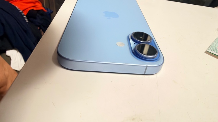 iPhone iPhone 17 256GB SIMフリー（スマホ）の商品画像 - 査定依頼日：2026年9月22日 - 最高査定価格：111,500円