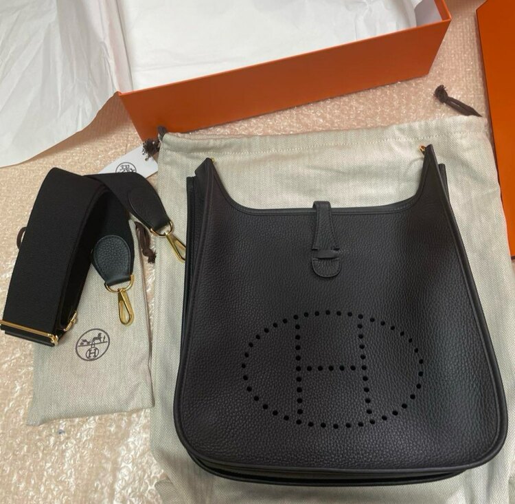 エルメス エブリン （ブランドバッグ）の商品画像 - 査定依頼日：2025年5月27日 - 最高査定価格：590,000円