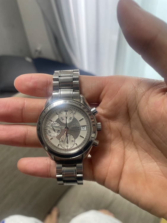 オメガ　スピードマスター　デイト（高級時計）の商品画像 - 査定依頼日：2025年10月23日 - 最高査定価格：260,000円