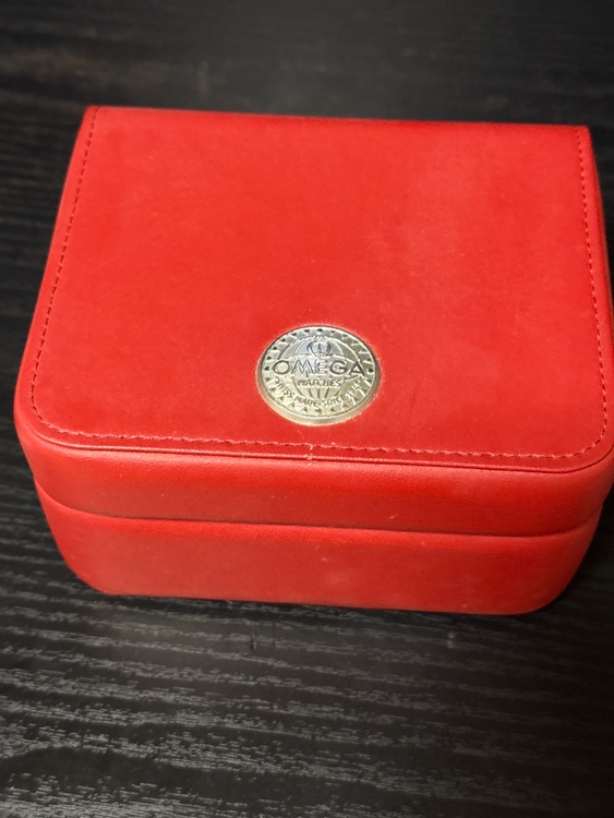 オメガ スピードマスター （高級時計）の商品画像 - 査定依頼日：2026年3月8日 - 最高査定価格：245,000円